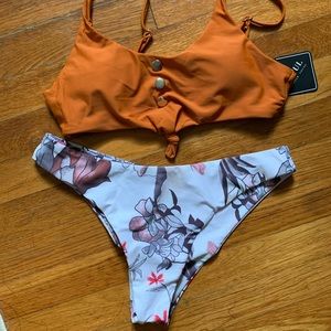 Woman’s 2 piece swimsuit size Large